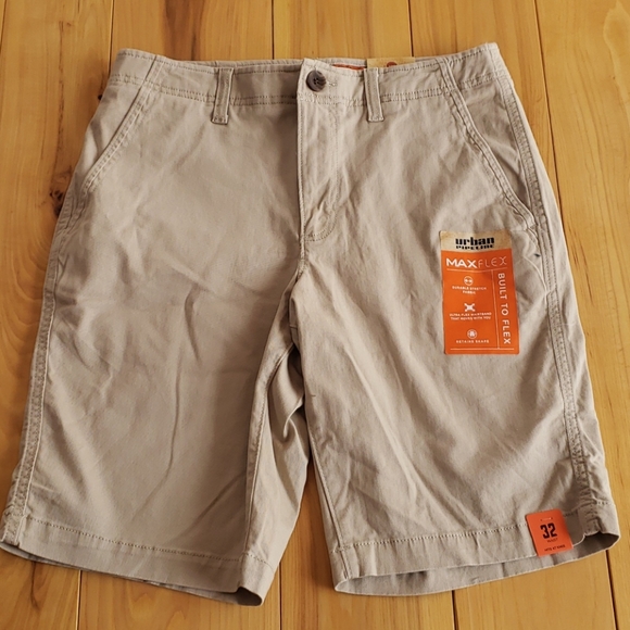 urban pipeline Other - URBAN PUPELINE MAXFLEX FLAT FRONT KHAKI SHORTS